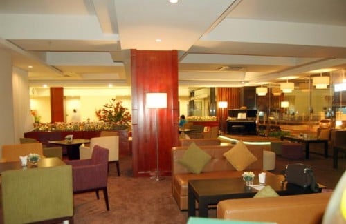 lobby-bar-the-coast-hotel-vung-tau_du-lich-viet_0-500x325