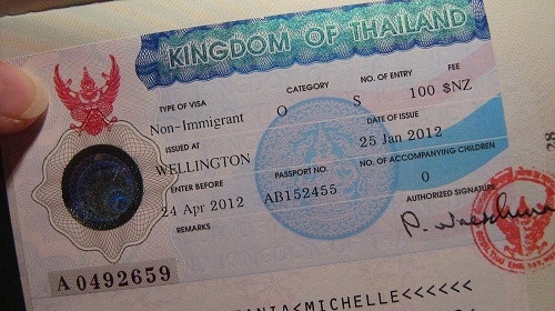 Mang visa nếu bạn ở Thái Lan nhiều hơn 60 ngày