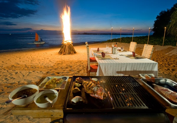 Bữa tiệc BBQ trên biển do khách sạn Coto Lodge tổ chức