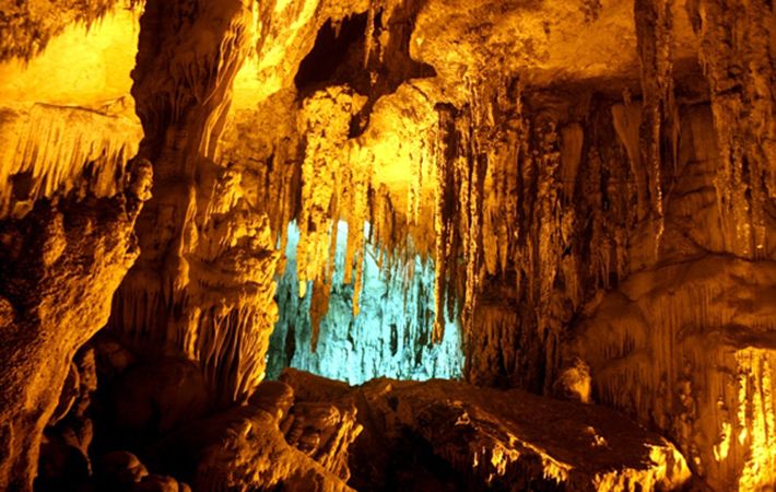 Động Hua Mạ - động lớn và đẹp nhất ở Ba Bể