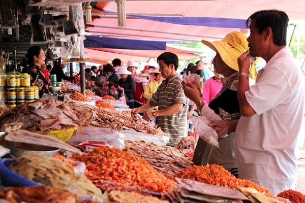 Chợ Dương Đông- khu chợ nổi tiếng của biển đảo Phú Quốc