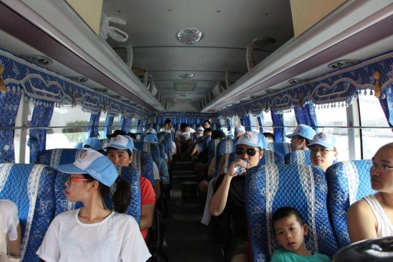 Đoàn trên xe khởi hành từ Hà Nội đi Hạ Long