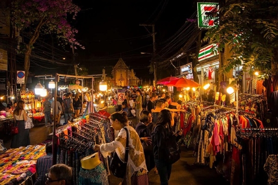 Chợ đêm Chiang Mai Night Bazaar