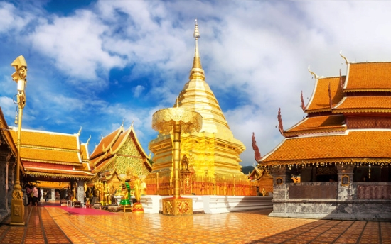 Wat Phrathat Doi Suthep linh thiêng tại Chiang Mai