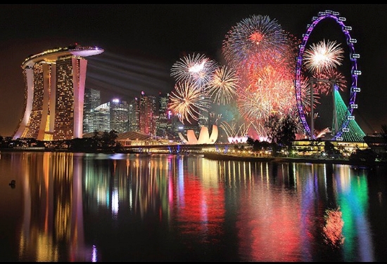 Bắn pháo hoa mừng Tết tại Singapore
