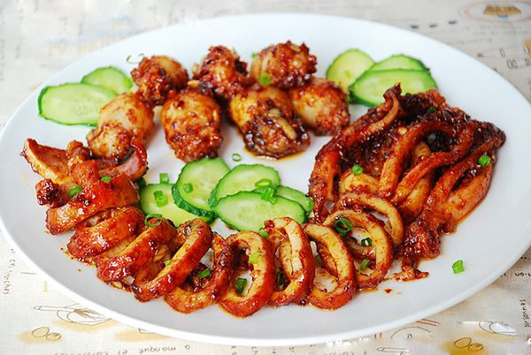 Món ăn ngon mực xào tỏi