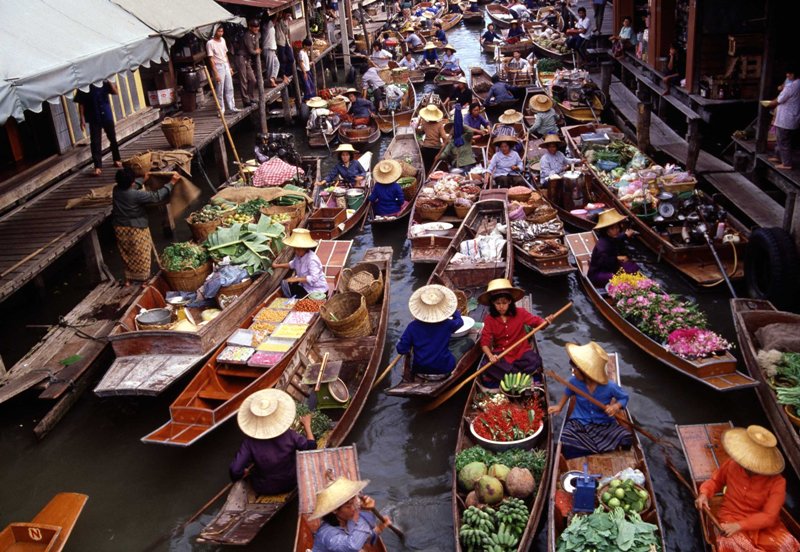 Chợ nổi Damnoen Saduak