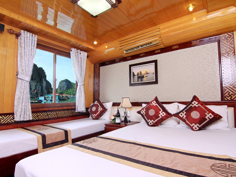 Phòng ngủ trên tàu Golden Star