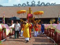 Lễ hội đình Trà Cổ diễn ra vào đầu tháng 6 âm lịch