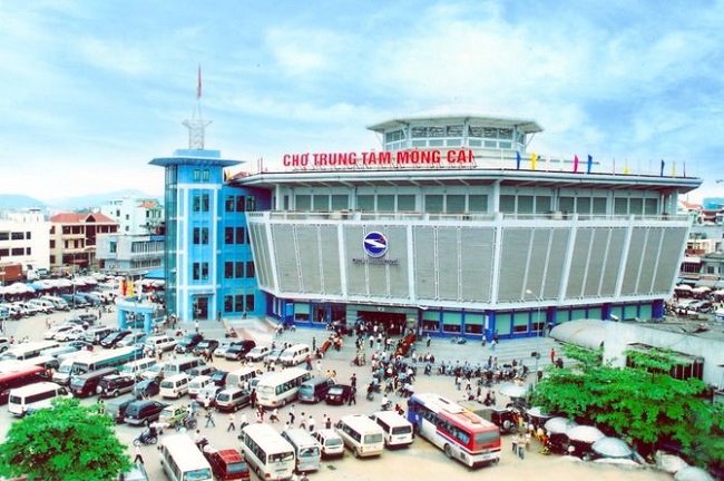 Chợ trung tâm thành phố Móng Cái - Quảng Ninh