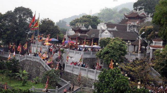 Lễ hội chùa Long Tiên thu hút du khách mỗi năm