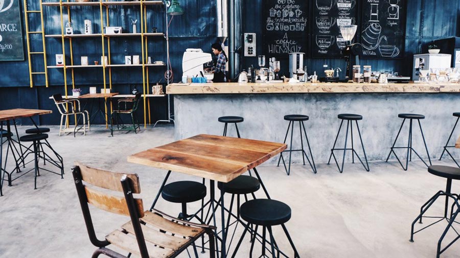 Là Việt Cafe - Không gian quán thiết kế mới lạ, tận mắt chứng kiến quy trình làm ra 1 ly cafe từ những hạt cafe