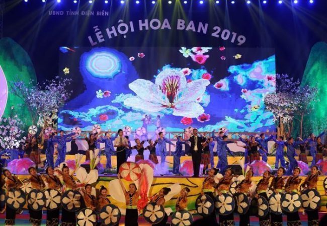 Lễ hội Hoa Ban ở Điện Biên là lễ hội đạc sắc nhất