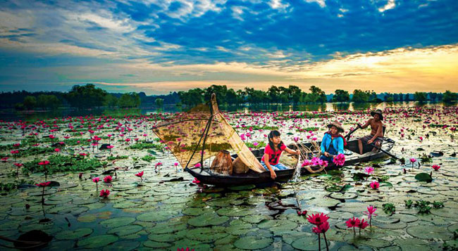 Du lịch sông nước là điểm nhấn nổi bật ở An Giang