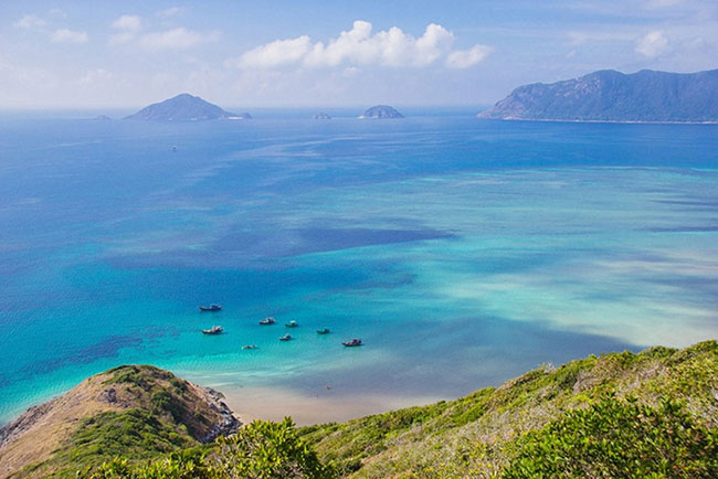 Du lịch Đảo Cái Chiên Quảng Ninh nhất định phải ghé qua đảo Thoi Xanh