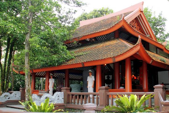 Đền thờ Bác Hồ mang kiến trúc tuyền thống đặc biệt 