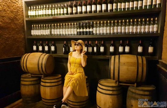Hầm rượu hơn 100 năm tuổi