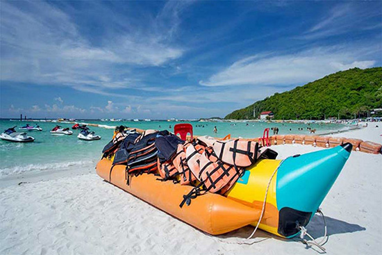 Đảo Coral (đảo San Hô) nổi tiếng là một thiên đường vui chơi hấp dẫn với nhiều hoạt động và môn thể thao trên biển. 