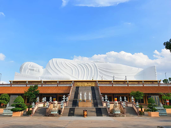 Là địa điểm du lịch tâm linh nổi tiếng của tỉnh Bình Dương, chùa Hội Khánh cũng được công nhận là di tích lịch sử – văn hóa cấp Quốc gia.