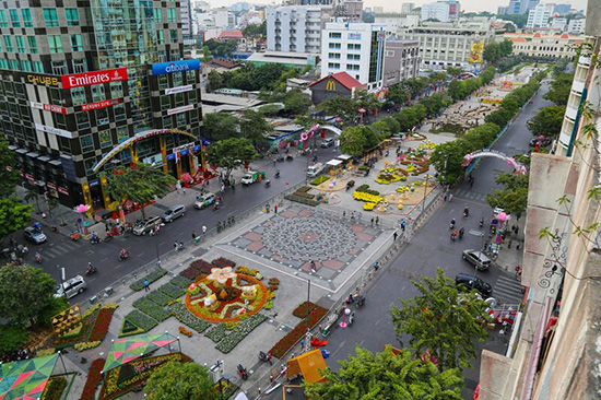 Hướng dẫn cách đến phố đi bộ Nguyễn Huệ chi tiết.