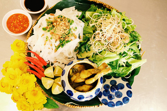  Mì Quảng ếch Bếp Trang - Món ngon ngó cưỡng khi đến Đà Nẵng.