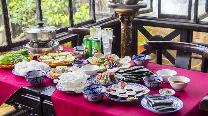 Các món chay của nhà hàng Tịnh Lâm Nhi 