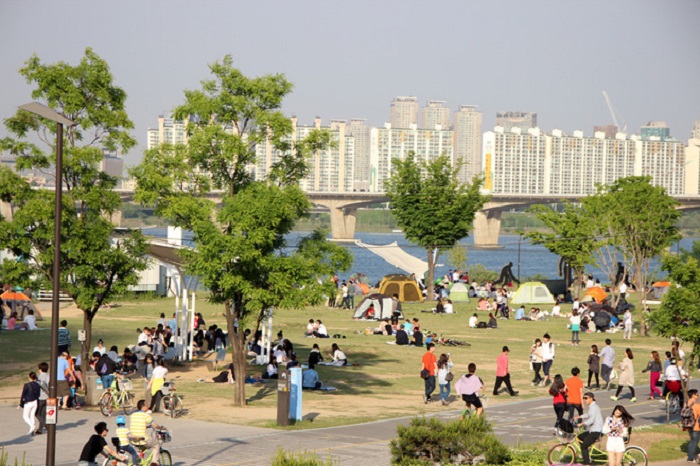 Sông Hàn gắn liền với đời sống văn hóa của người dân Seoul