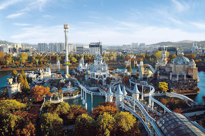 Lotte World là một khu giải trí phức hợp náo nhiệt nhất nhì Hàn Quốc