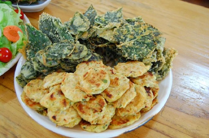Bánh Twigim là món ăn đường phố phổ biến tại Hàn