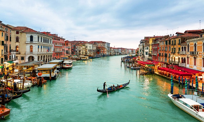 Kênh đào Grand Canal UNESCO công nhận là Di sản Văn hóa Thế giới năm 2014.